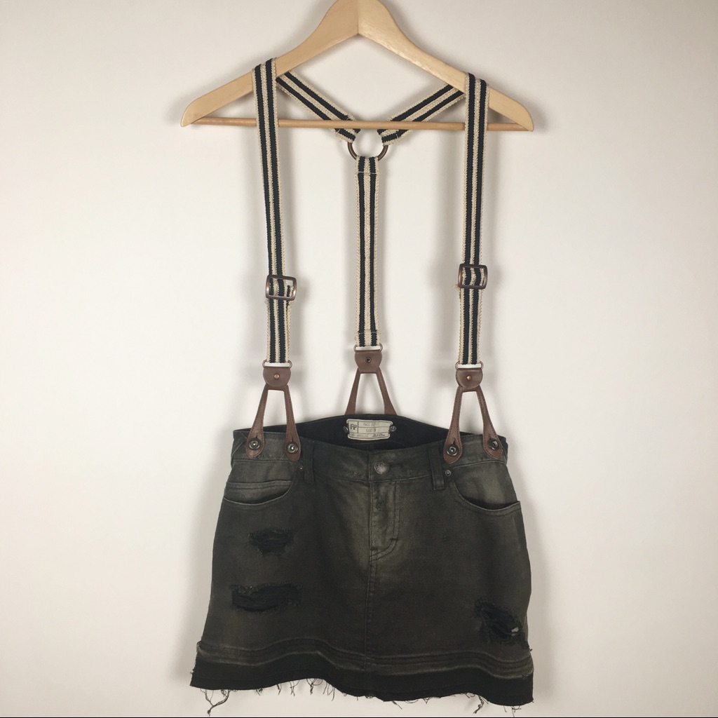 Free People Distressed Mini With Suspenders 26/2